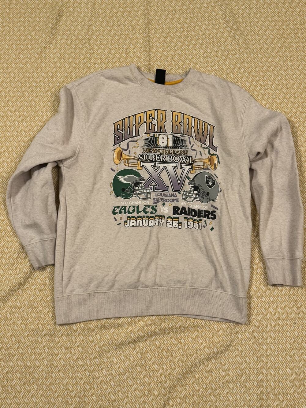 1981 Super Bowl XV Graphic Sweatshirt – New Orleans Eagles vs Raiders